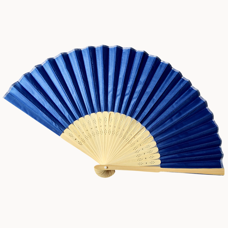 Quivrin Signature Fan in Navy